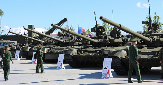 На выставке Армия-2015 иностранным партнерам покажут в действии российское оружие, продвигаемое Рособоронэкспортом