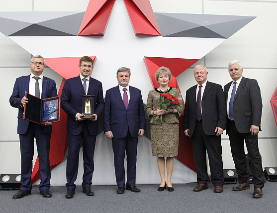 Рособоронэкспорт занял два первых места Национальной премии "Золотая идея" 2018 года