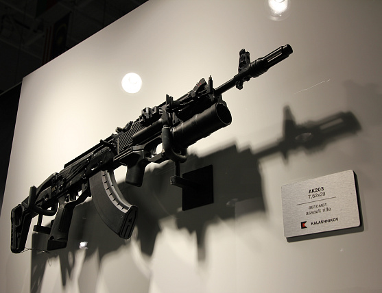 Rostec: empresa conjunta ruso-india entrega 35 mil fusiles de asalto AK-203 al Ejército de la India